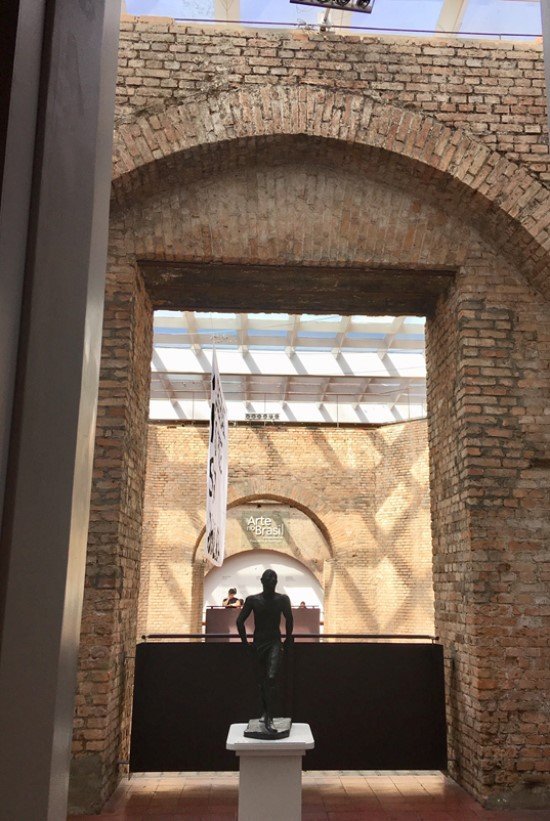 Pinacoteca SP arquitetura e obras de arte.